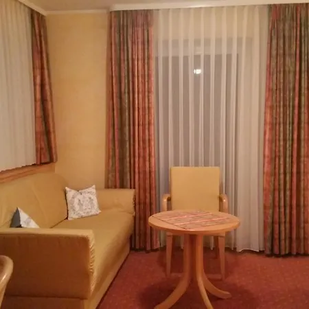 Hotel Hotel-restaurant Froehlich 3*