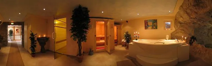 福利池酒店及餐厅 凯撒斯劳滕