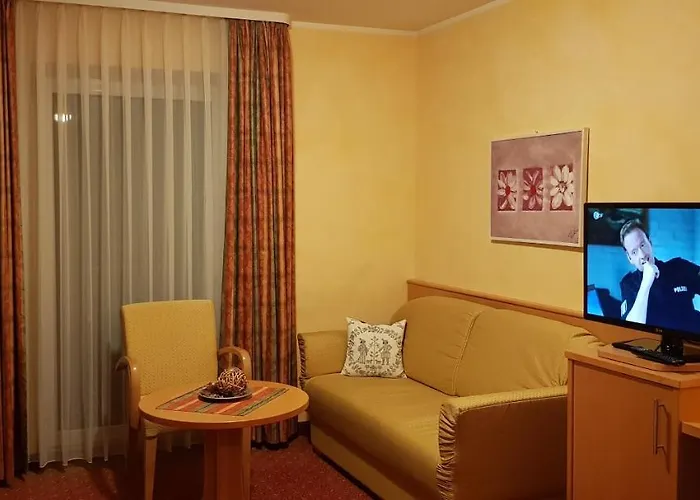 福利池酒店及餐厅